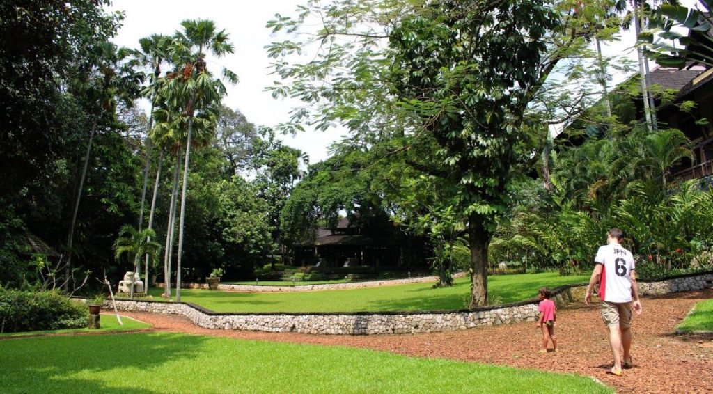 Space, nature, playground, pool... Novotel Bogor Golf Resort & Convention Center is a paradise for families with children